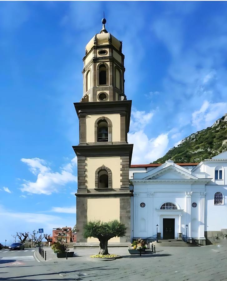 Casa Vacanza "Nonna Matilde" A Meta Di Sorrento, 600Mt Dal Mare, Casa Per 4 Zewnętrze zdjęcie