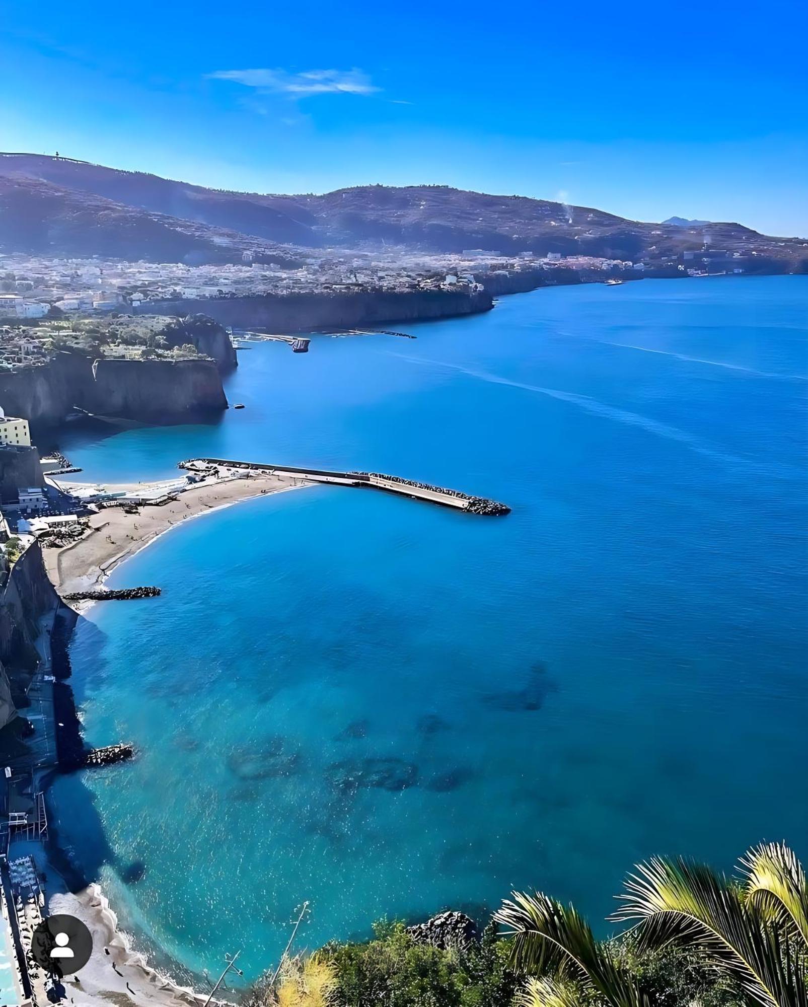 Casa Vacanza "Nonna Matilde" A Meta Di Sorrento, 600Mt Dal Mare, Casa Per 4 Zewnętrze zdjęcie